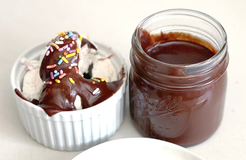 4 Ingredient VEGAN No Milk Chocolate Syrup