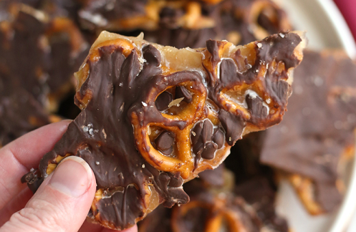 Vegan Pretzel Toffee