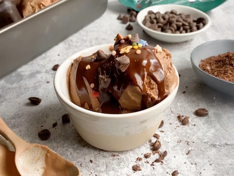 Sundae Bar Party Planner